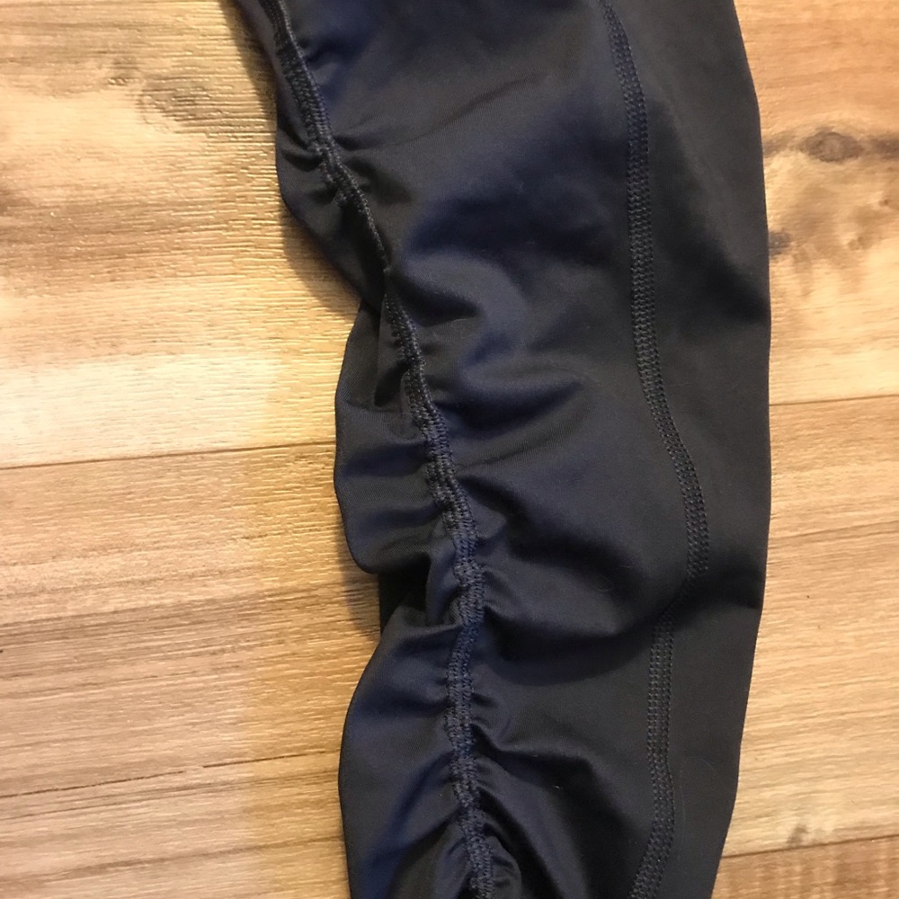 Nike Yoga Pants - Picture 3 of 5